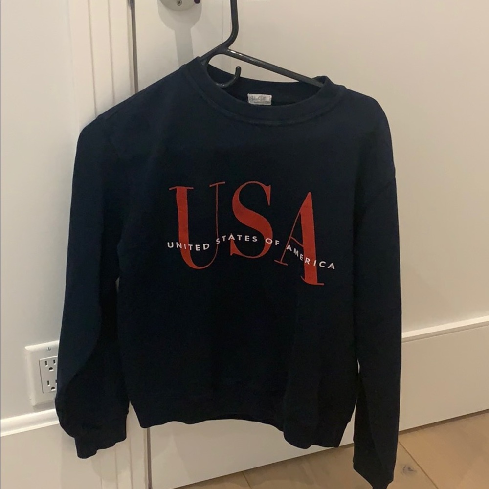 Brandy Melville USA crewneck